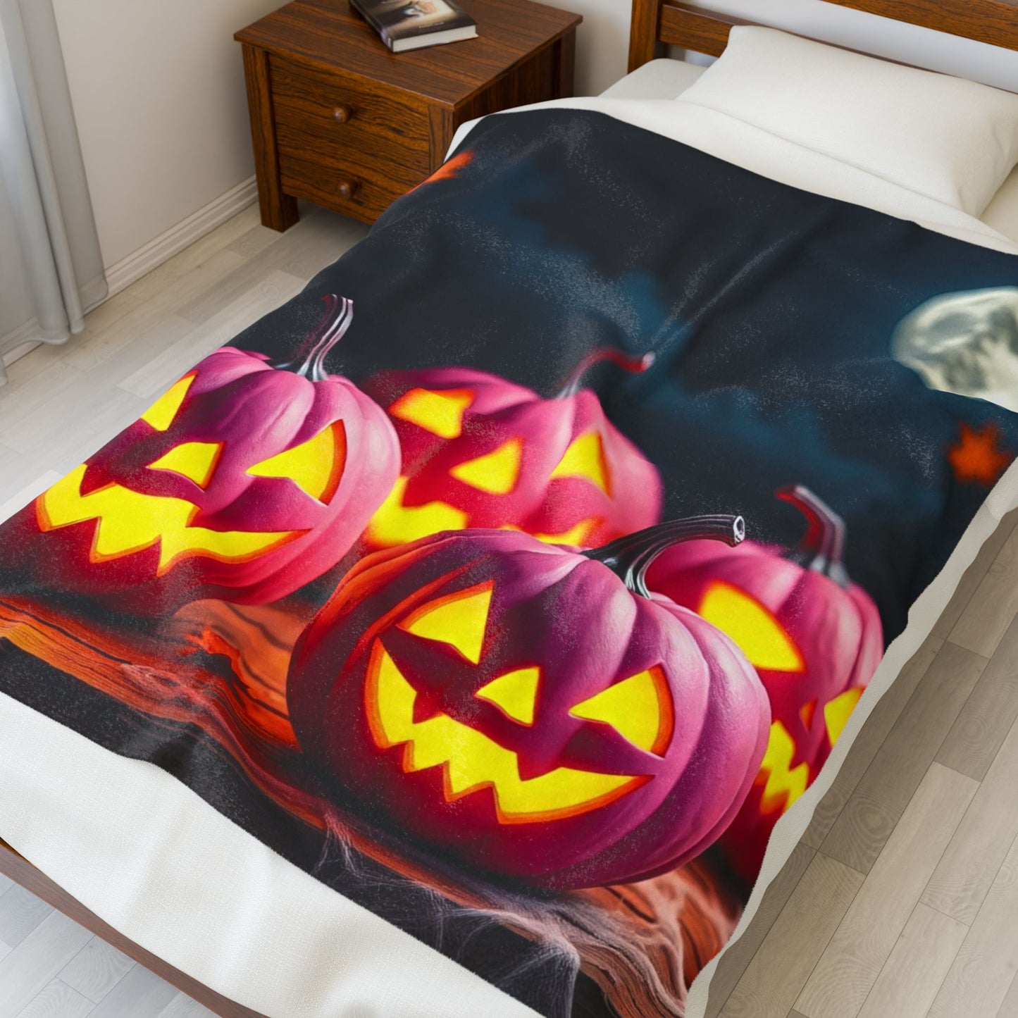 The Rosy Pumpkin Slumber Wrap Plush Blanket – Spooky Cute Halloween Throw