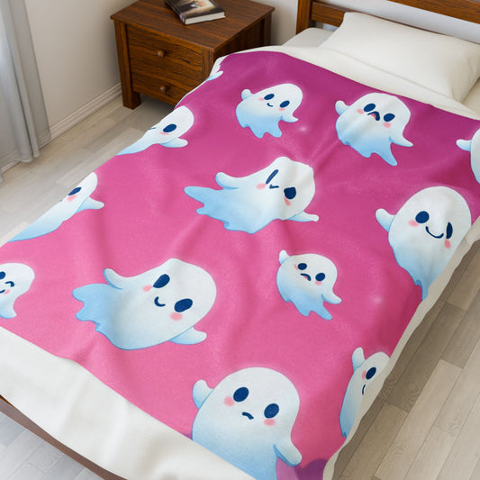 Cotton Candy Ghosts Cozy Plush Blanket – Pastel Spooky Cute Halloween Throw
