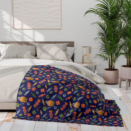 Halloween Candy Fleece Blanket – Cozy Spooky Throw for Fall Nights