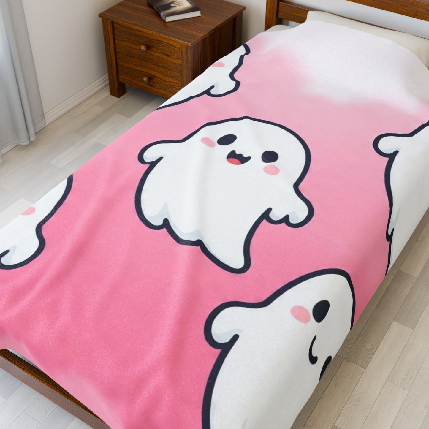 Warm & Ghostly Plush Blanket – Cozy Cute Halloween Throw